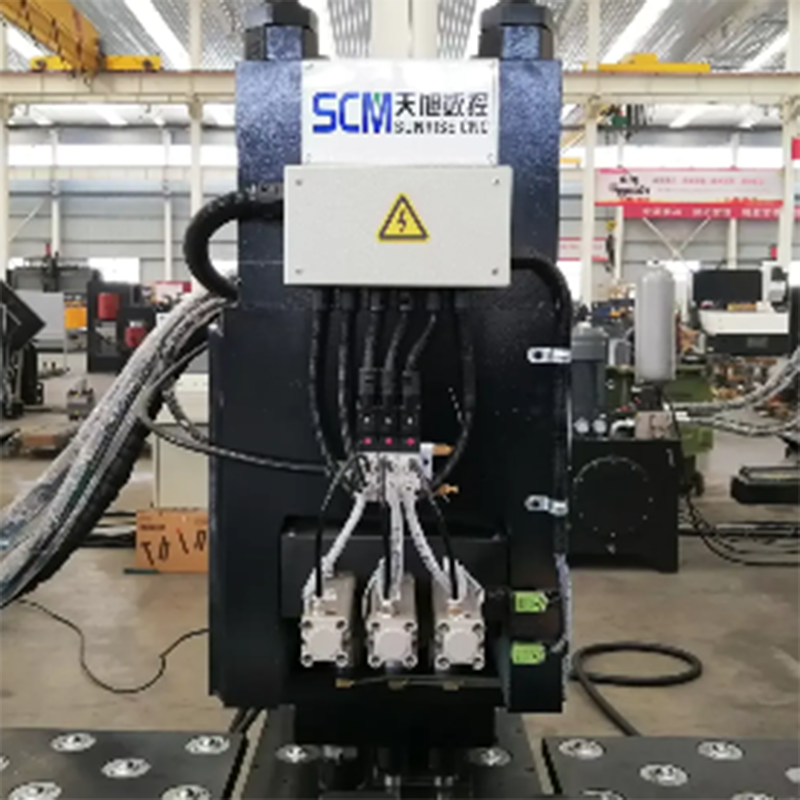CNC hydraulic punching machine